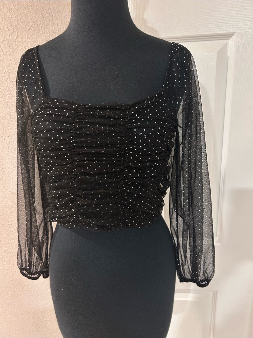 Women’s black n silver sexy crop top size XS by Bershka Moroccan streetwear. .